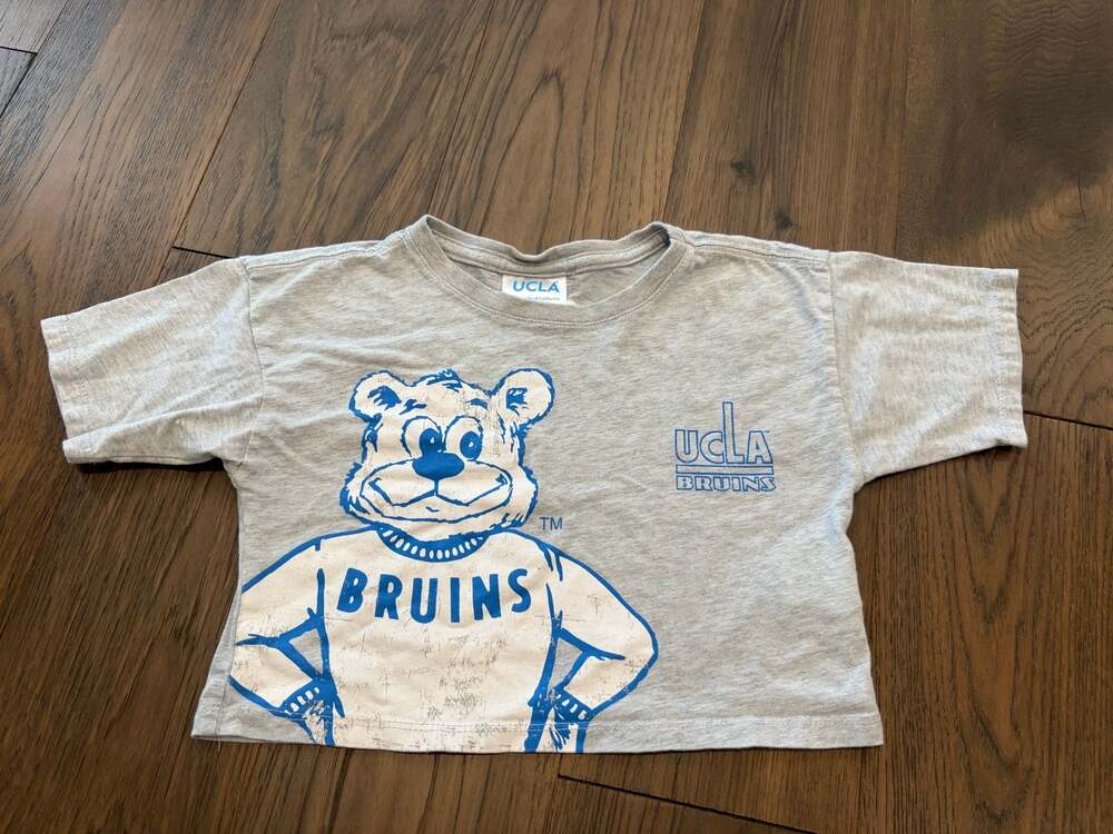 UCLA Bruins Kids Size 5 Grey Mascot Short Sleeve T-Shirt